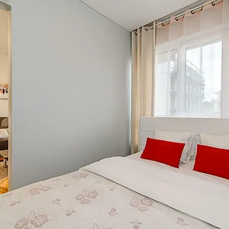 Appartamento Near The Siemens Arena By Urban Rent